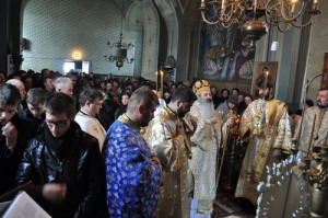 IPS Teofan la sfintirea Bisericii din Stefanesti