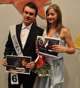 Raluca Melesteu si Stefan Contratov, cistigatori Miss Boboc 2011 Elie Radu