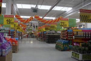 imagini Carrefour Botosani interior