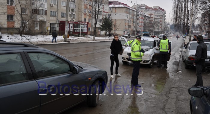 accident pe strada Ion Pillat Botosani