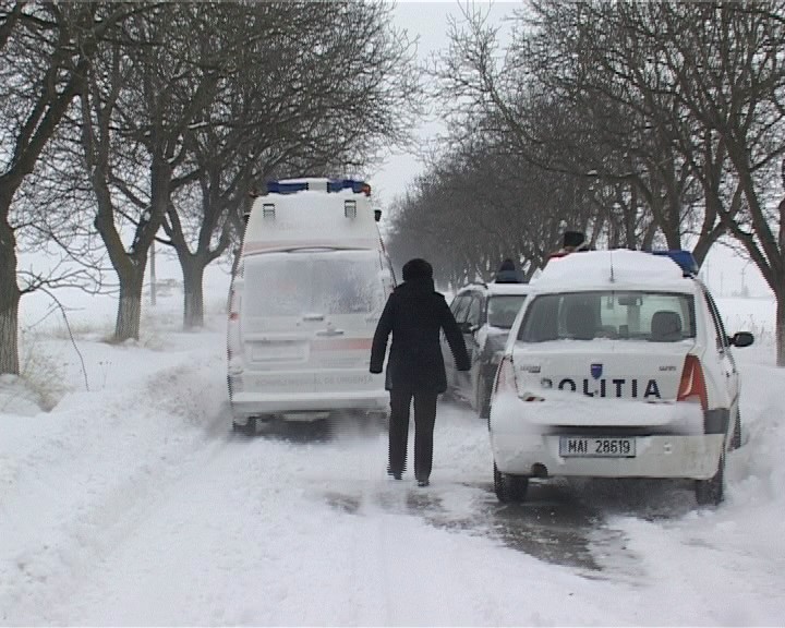 politie in zapada/ drum inzapezit