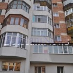 Steagul la balconul prefectului Costica Macaleti