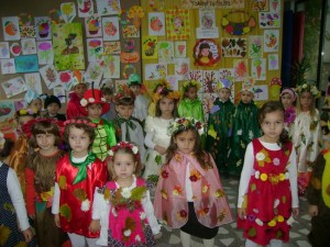 carnavalul toamnei gr 4