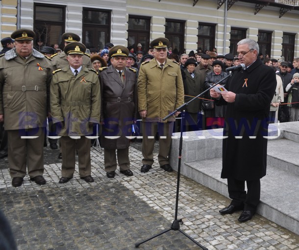 Prefectul Costica Macaleti de Ziua Nationala a Romaniei 2012 la Botosani