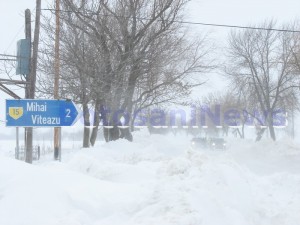 deszapezire iarna grea - drumuri blocate de viscol Botosani