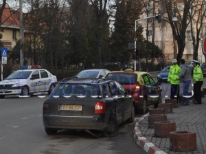 accident intersectie Octav Onicescu-Bulevardul Mihai Eminescu