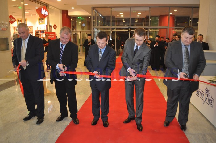 inaugurare mall Botosani cu oficialitati