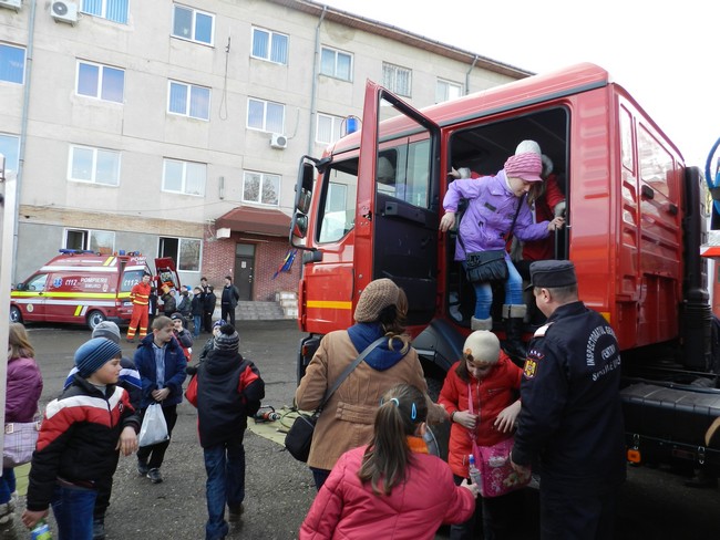 elevi la ISU Botosani