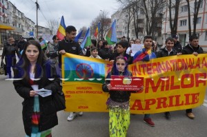 tiganii din Botosani au iesit in strada