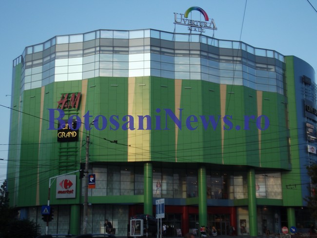 uvertura mall