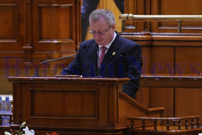 Roman Cristian in Parlament