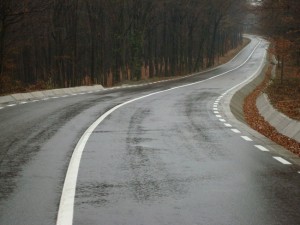 drumul Cristinesti -Racovat, dupa incheierea lucrarilor de modernizare