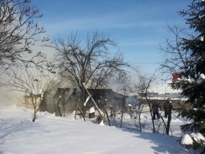 incendiu casa botosani iarna