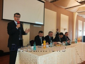 andrei Dolineaschi la intalnirea cu fermierii din Botosani