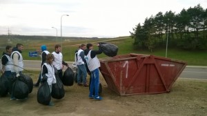 actiune ecologizare- strangere deseuri PMP Botosani 1