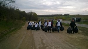 actiune ecologizare- strangere deseuri PMP Botosani 1