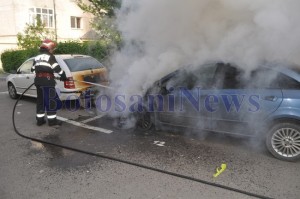 incendiu autoturism botosani2