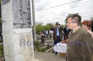 monument draguseni mihai razvan ungureanu1