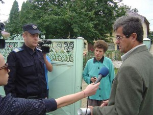 batrana evacuata din casa la Botosani