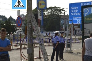 politisti stalp scara electric botosani