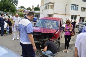 vw caddy accident armeana botosani1