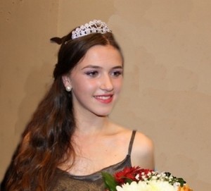 Ioana Ignat- Miss Boboc 2013 Liceul de Artă