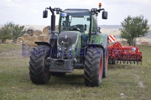 tractor targ agro zoo popauti