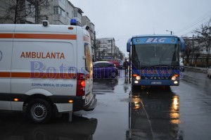 accident autocar elegant ambulanta botosani1