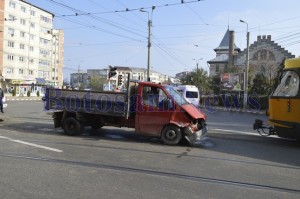 accident autoutilitara ford botosani3