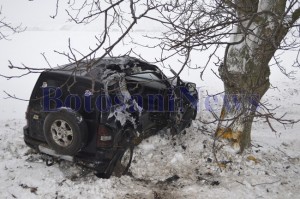 mitsubisy pajero izbit in copac roma botosan2i