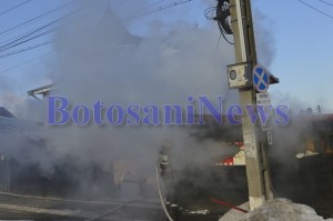 pompieri incendiu magazie botosani1