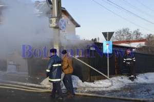 pompieri incendiu magazie botosani3