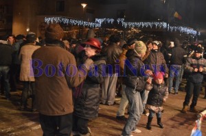 spectatori concert revelion botosani3