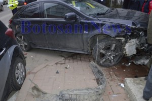 mitshubishi accident octav onicescu botosani