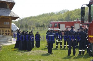 pompieri schit manastire incendiu2