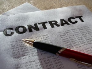 contract scris