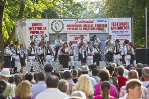 festivalul cantecului si jocului