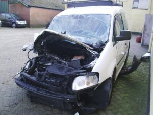 vw caddy accident