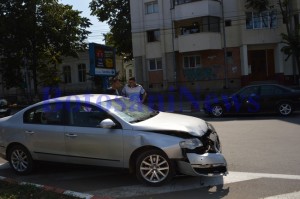 vw passat vw polo accident octav onicescu2