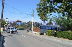 acccident microbuz intersectie victoriei cu alexandru cel bun- botosani