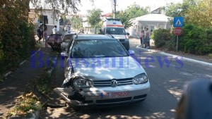 vw golf ambulanta accident1