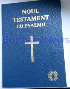 Noul testament cu Psalmii- distribuit in Botosani