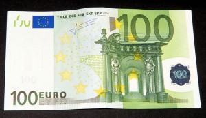 bancnota de 100 euro