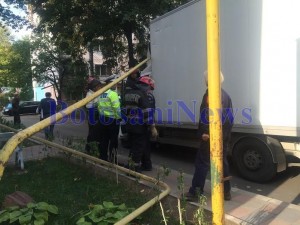 conducta gaz acrosata de camion la Dorohoi