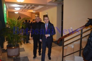 ovidiu portariuc la revelionul pensionarilor8