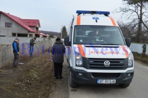 ambulanta accident mesteacan