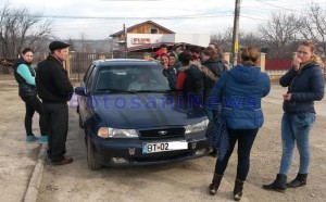 poza zilei- alocatii si pensii impartite la Curtesti- Botosani