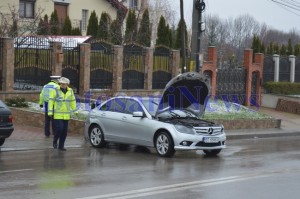 mercedes accident lebada