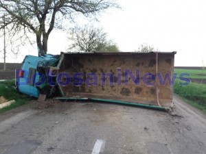 camion rasturnat la Ungureni- Botosani