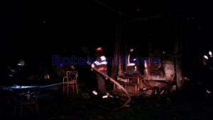 incendiu in gospodaria lui Florentin Pietraru - Botosani